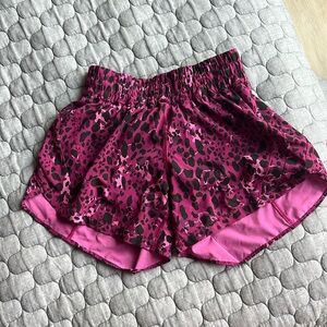 LULULEMON TRACK THAT HIGH RISE SHORT 5”